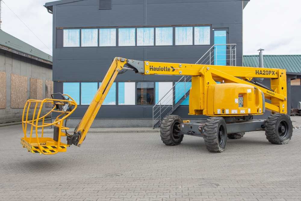 Колінчастий підіймач Haulotte HA20PX 2012