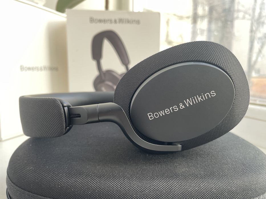 Bowers & Wilkins PX7 S2 .Нові бездротові преміальні навушники .