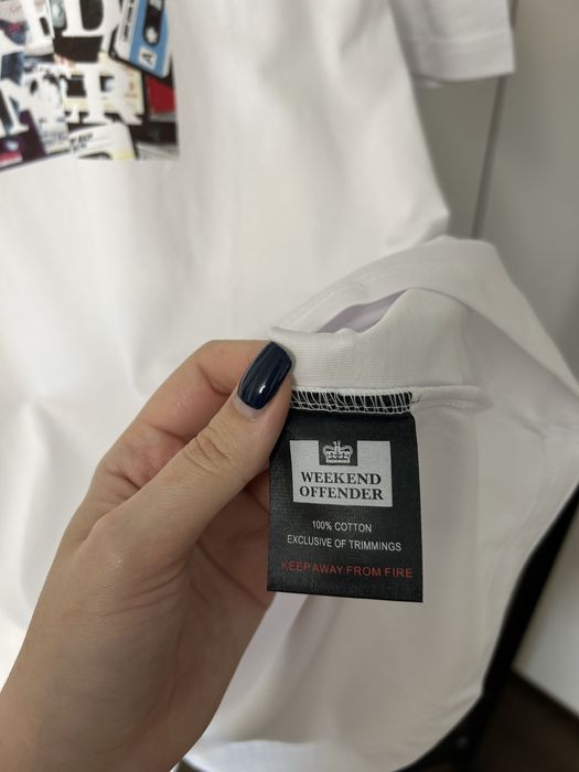Футболка Weekend offender (L,XL)