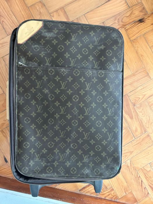 Mala de viajem Louis Vuitton com rodas