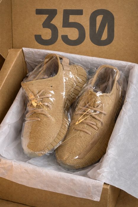 Yeezy Boost 320
