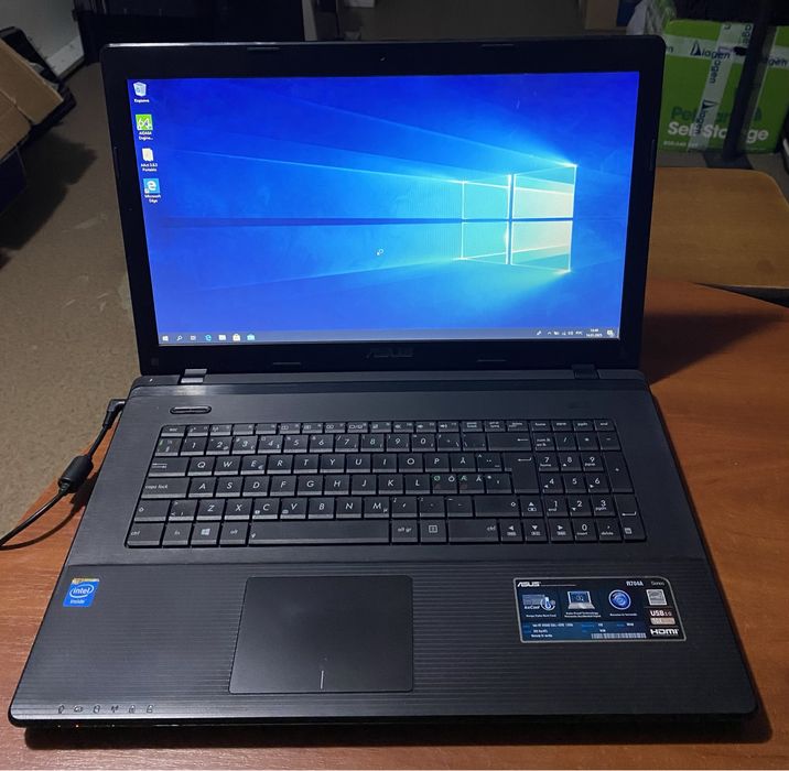 Ноутбук Asus R704A 17.3"/4GB RAM/500GB HDD! N2232