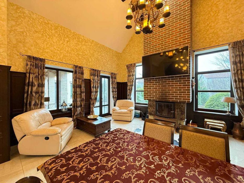 Оренда будинку 250м2, 12 соток, с. Бобриця!