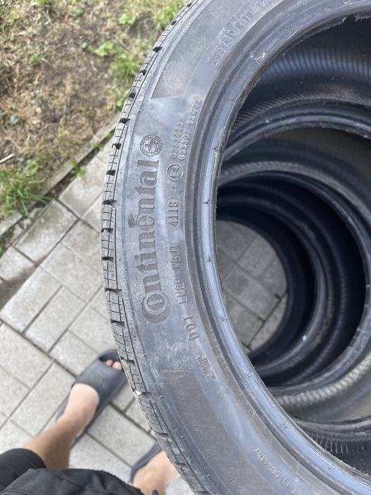 Продам на докат 245,40,18