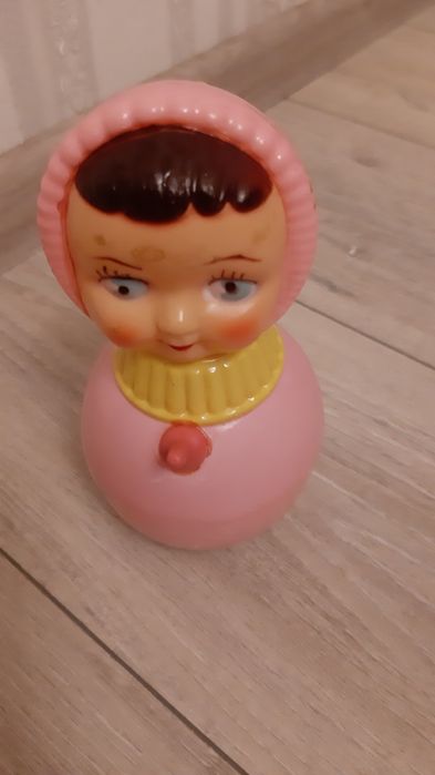 Игрушка-неваляшка