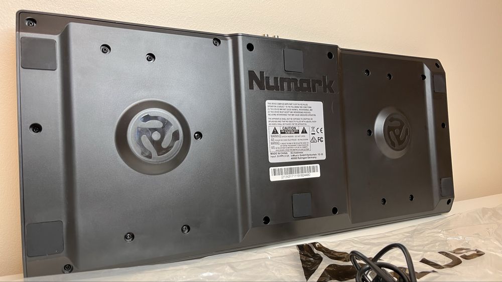 Kontroler Mikser DJ Numark Mixtrack Platinum- nowy, nieużywany