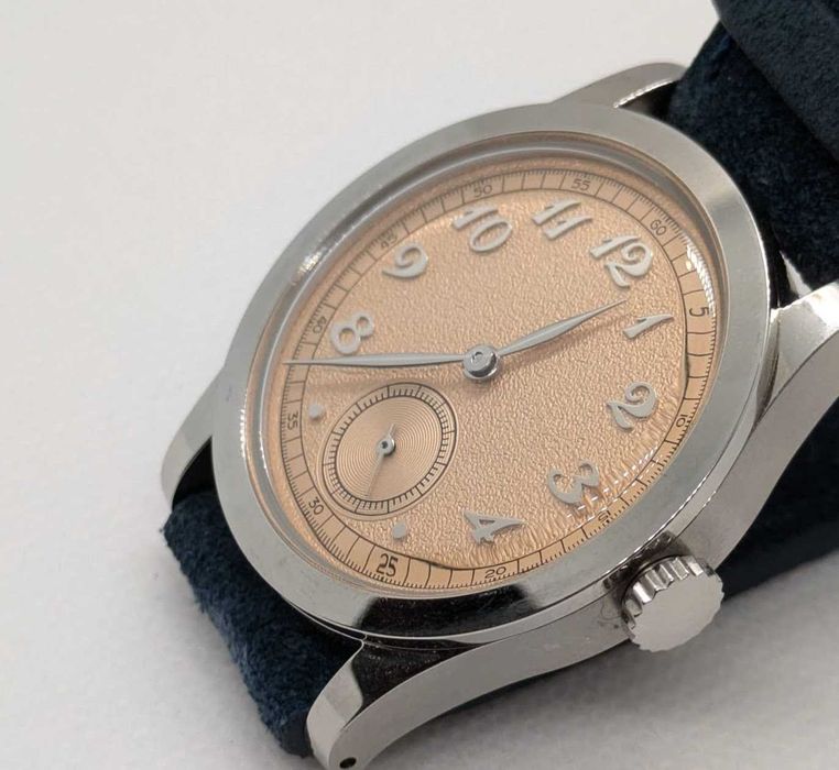 Relógio vintage salmão - 36mm