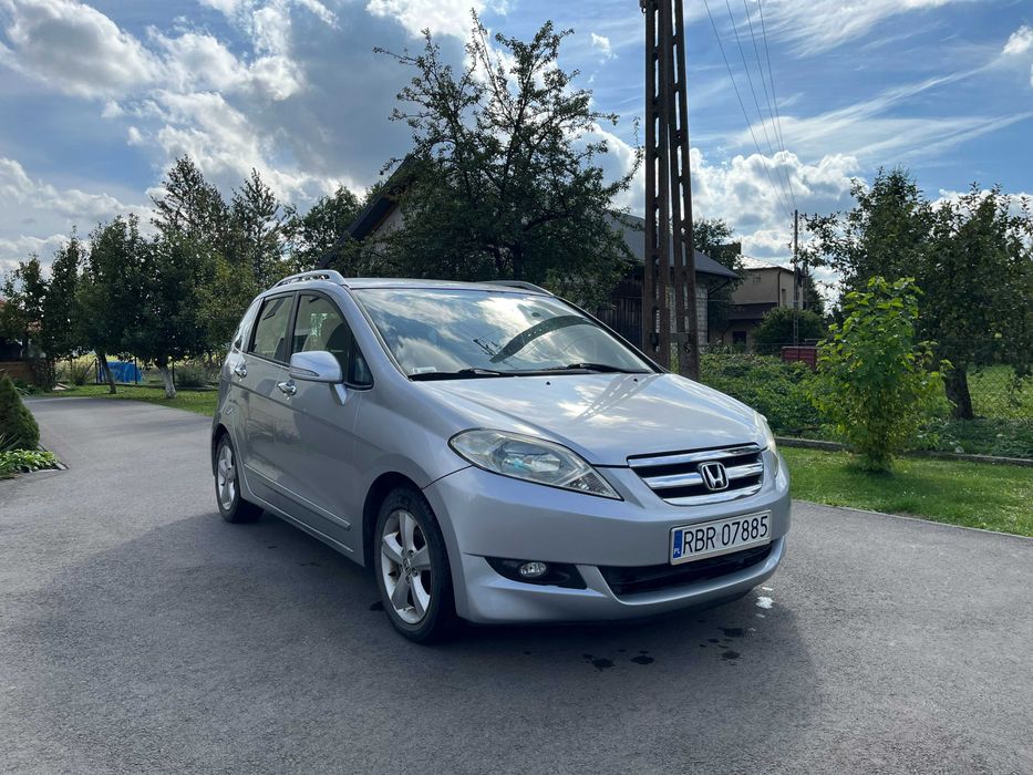 Honda FR-V