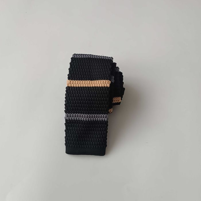 Krawat śledź dzianinowy KNIT