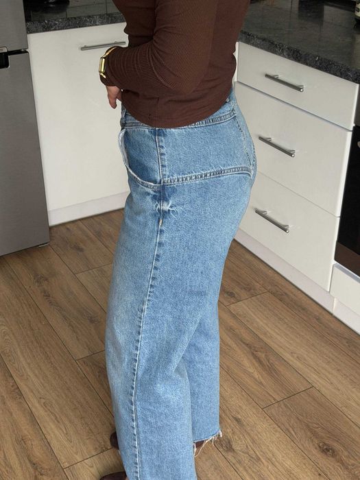 Джинси жіночі блакитні з імітацією трусиків