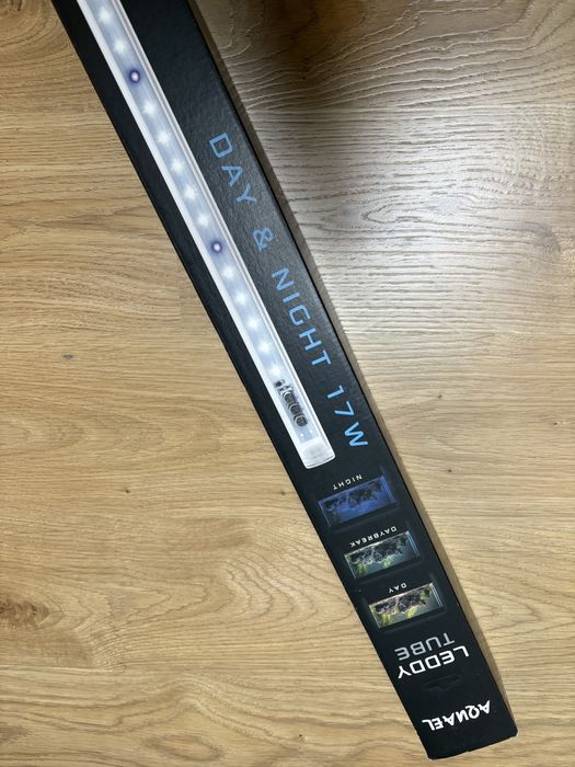 Aquael Leddy Tube day&night 17W