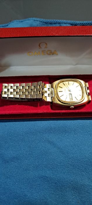 Relógio Omega seamaster.