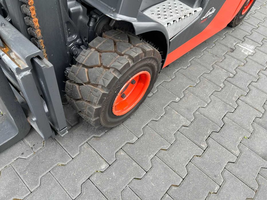 Wózek widłowy LINDE H20T-01, 2000 kg, LPG, nowe opony