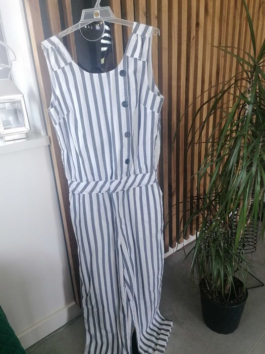 Kombinezon dziewczęcy elegancki