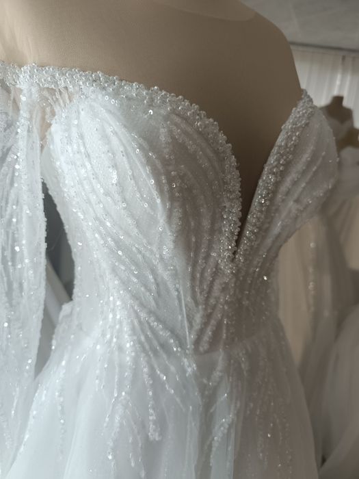 Прокат весільних суконь