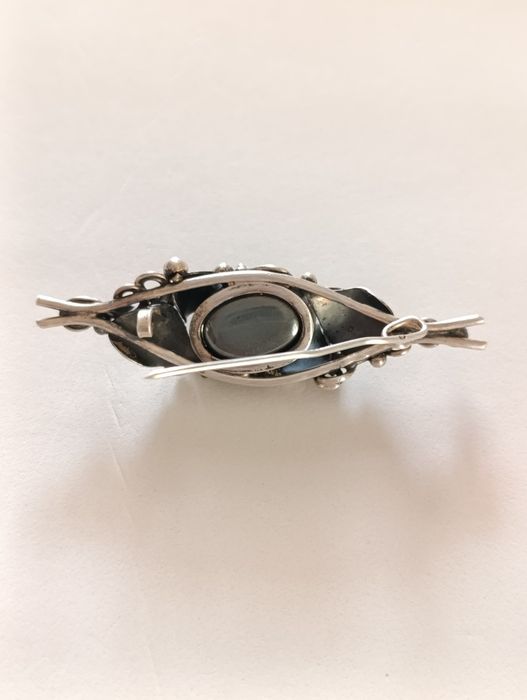 Alfinete/pregadeira em prata