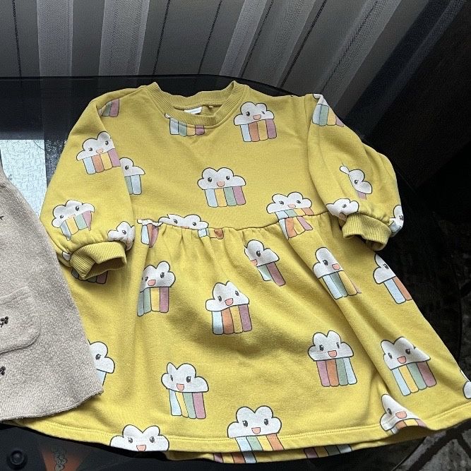 Одяг для дівчинки розмір 98