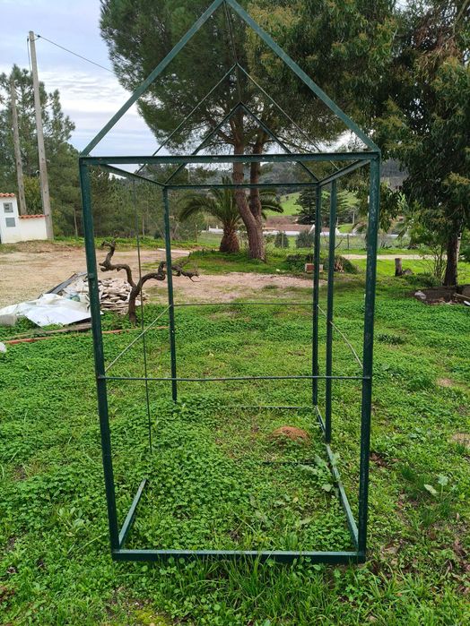 Estufa em ferro (armação)