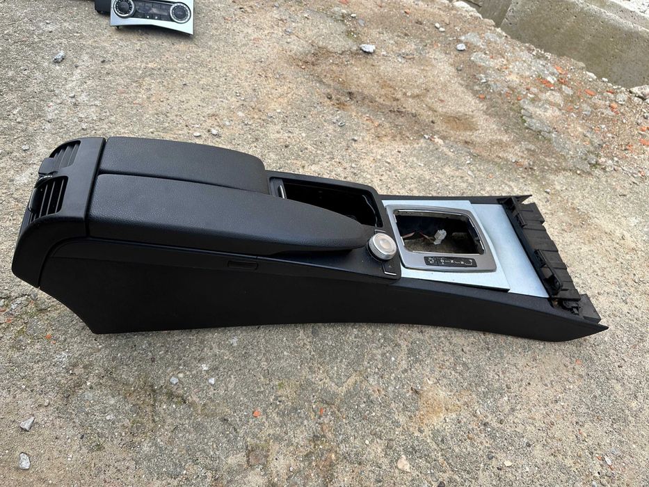 Consola central mercedes W204