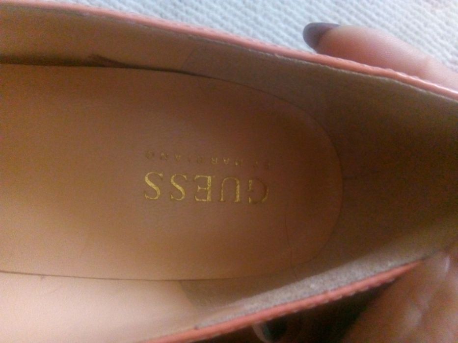 Piękne buty Guess