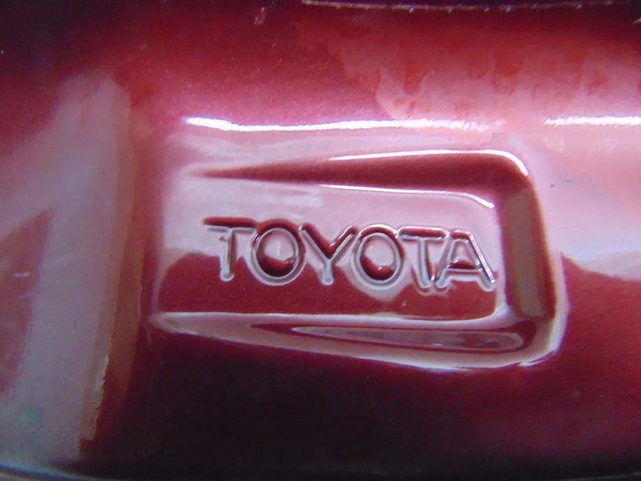 Toyota Corolla GL guarda lamas