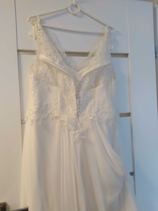 Suknia ślubna ciążowa z kolekcji 2019