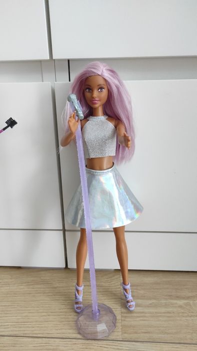 Lalka Barbie piosenkarka pop