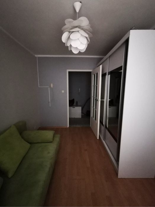 Wynajmę Pokój dla osoby pracującej lub studentki