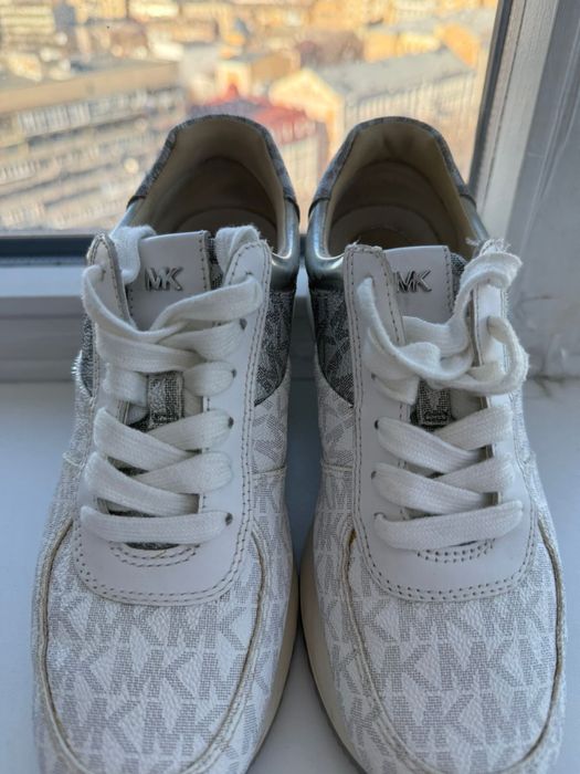 Кросівки Michael Kors