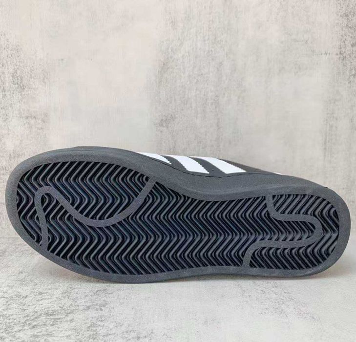 Superstar foundation Black 41