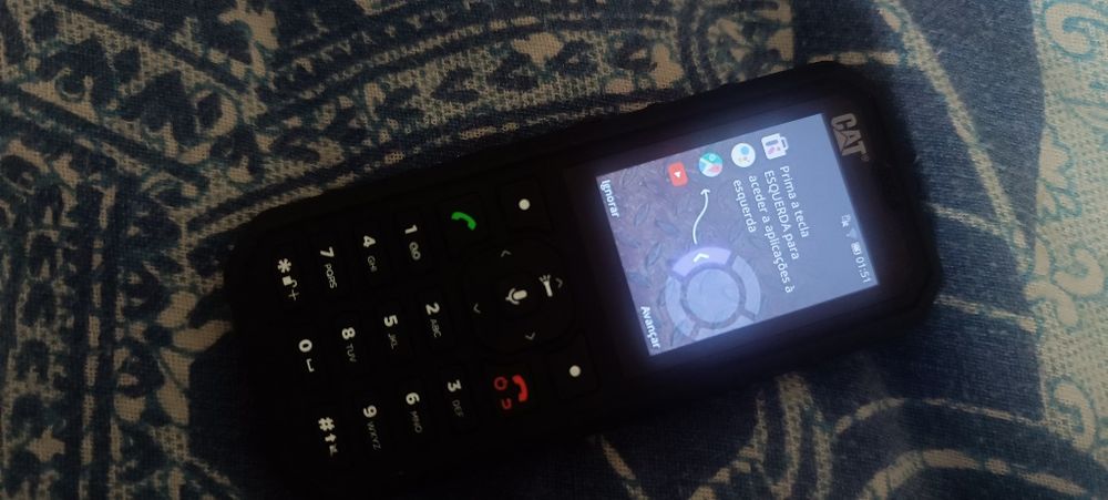 CAT B35 em excelente estado