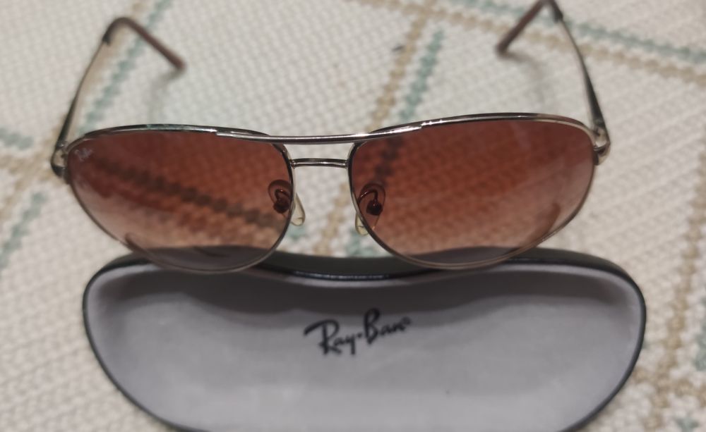 Oculos de sol. Ray ban