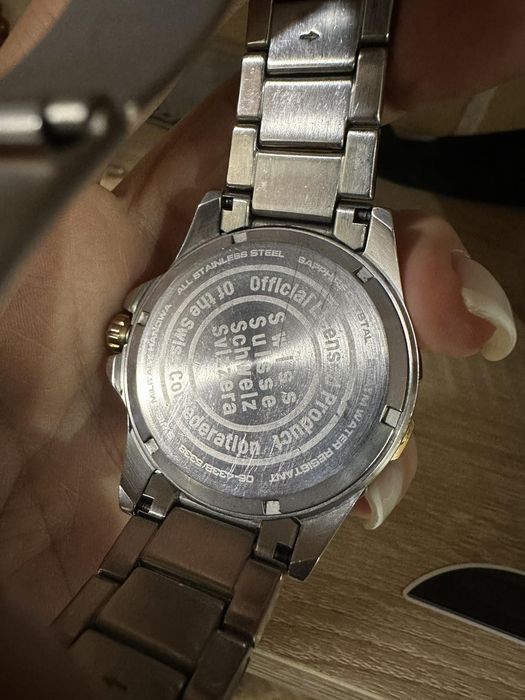 Часы Hanova Swiss made