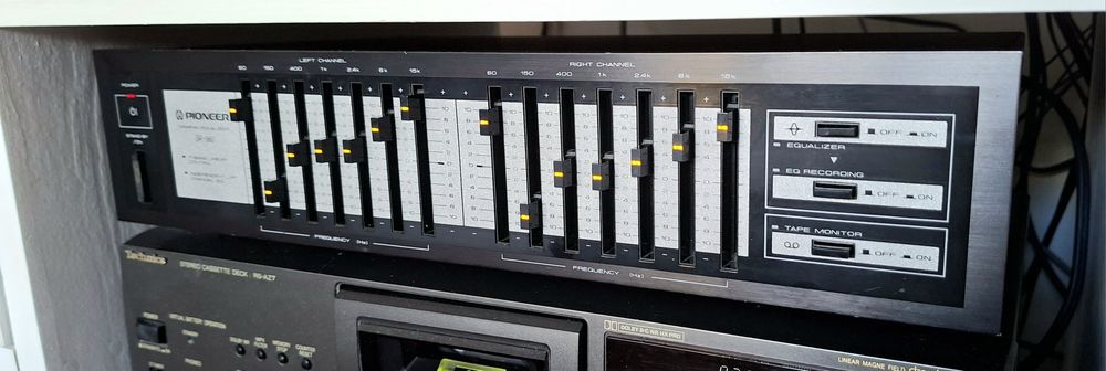 Pioneer GR-560 equalizer