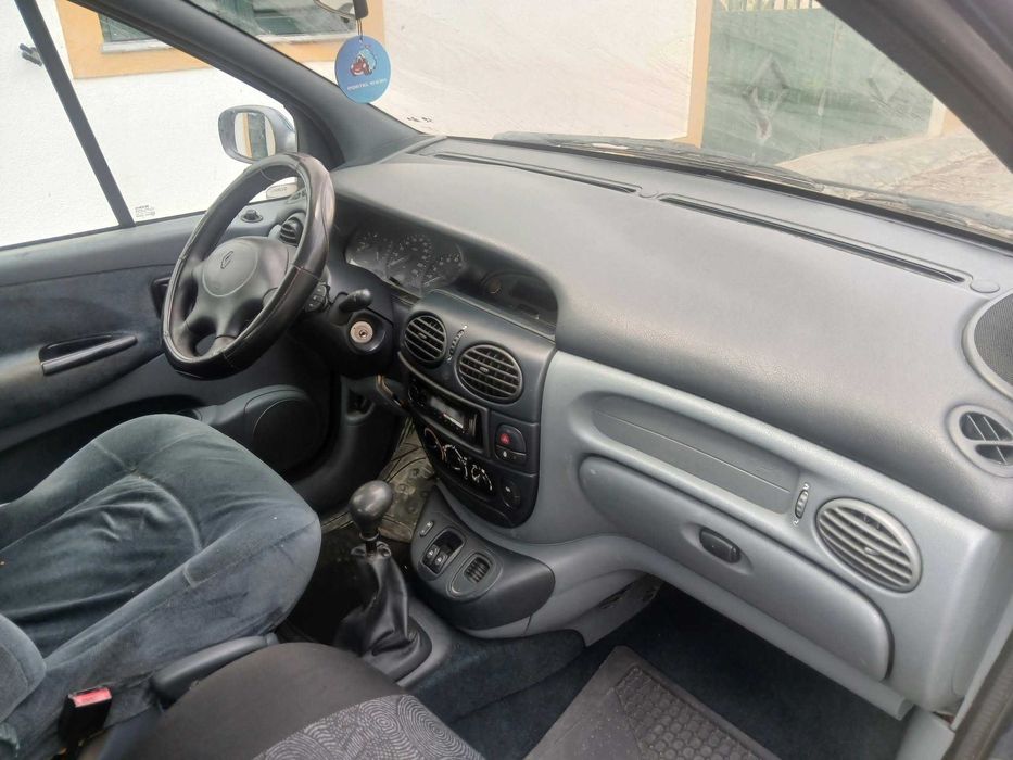 Renault Scenic 1.9 gasóleo