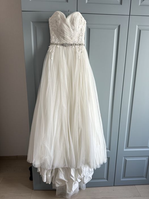 Весільна сукня NAVIBLUE BRIDAL (USA) 38