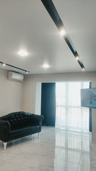 VIP 2-х комн. квартира. Центр. 95 квартал. Новый дизайнерский ремонт