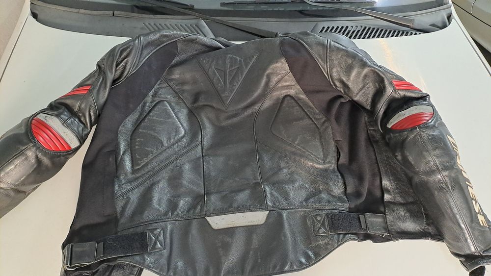 Casaco dainese bom estado