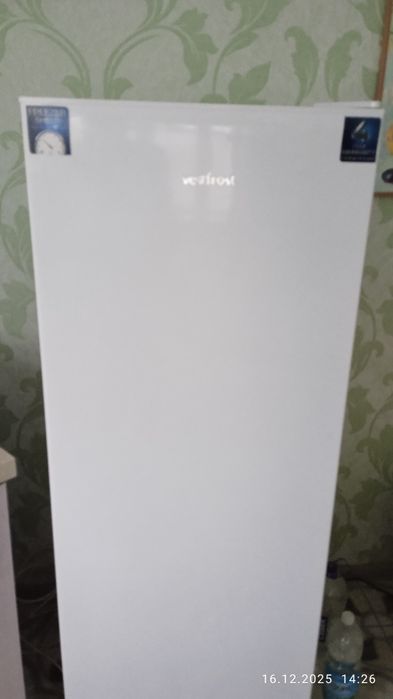 Новая морозильная камера Vestfrost CMFN144W.