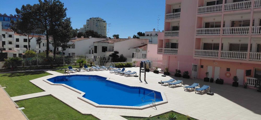 T1 C/Piscina e WiFi| Junho | Julho | 150m da praia em  Monte Gordo
