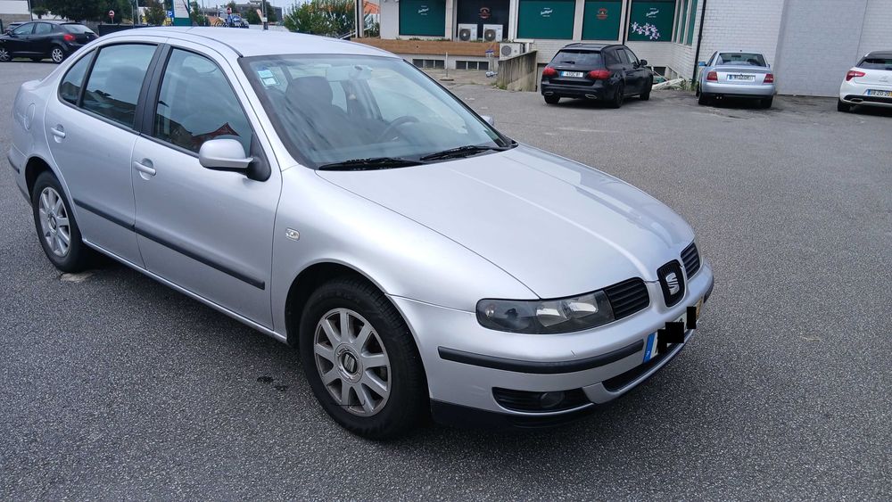 Seat Toledo 1.6 4P 185000KM T.extras Bom Preço