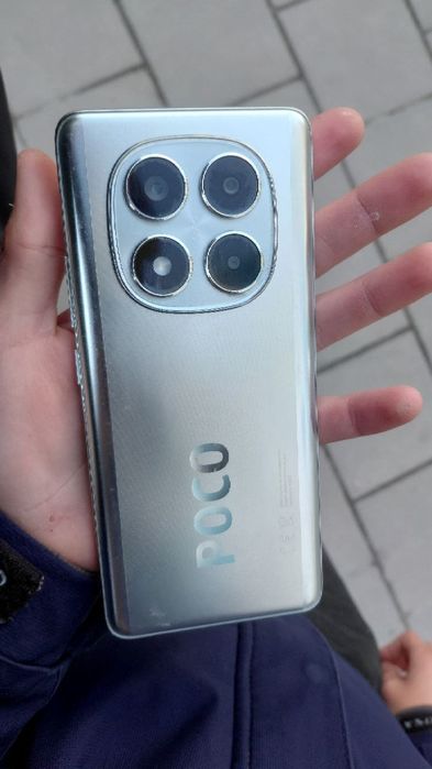 Poco x7 8/256   .