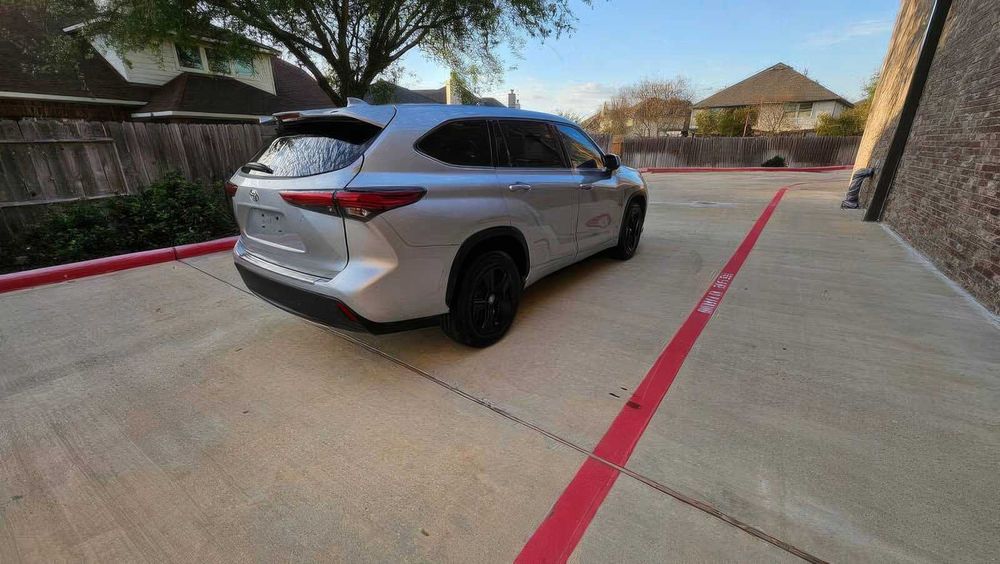 Toyota Highlander XSE      2021