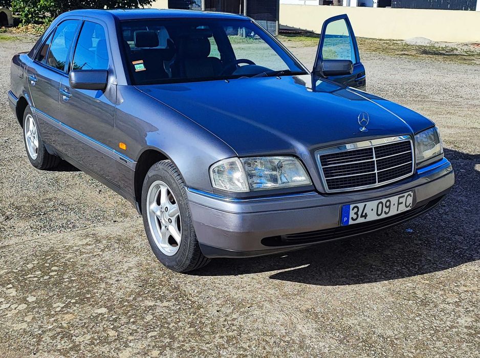 Mercedes-Benz C220 D 139000km