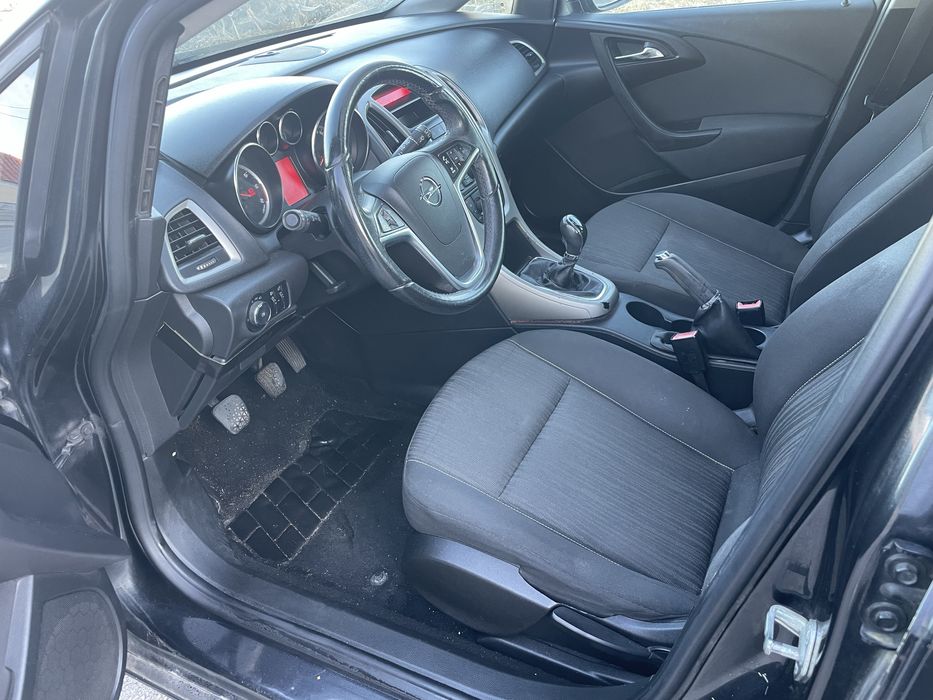 Opel Astra 1.3 CDTi Sports Tourer 2012