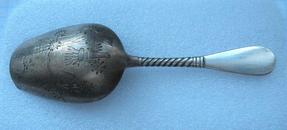 Серебряный совочек, 84*