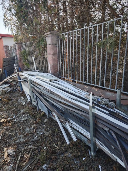Dlistwy plastikowe - DOPŁACĘ 50 zł za zabranie !