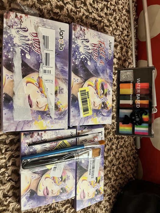 kit de pintura facial e corporal Janolia