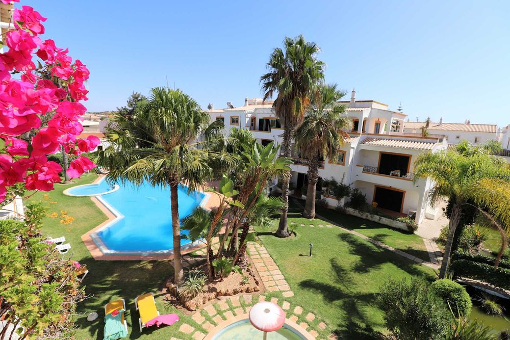Excelentes apartamentos, T2 para 4-6 pessoas, Piscina, Ferreiras-ALBUFEIRA