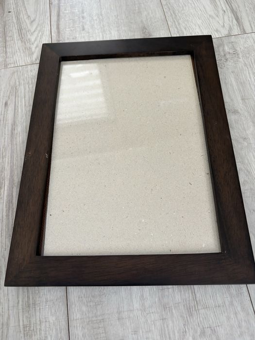 Duża drewniana ramka na zdjęcie